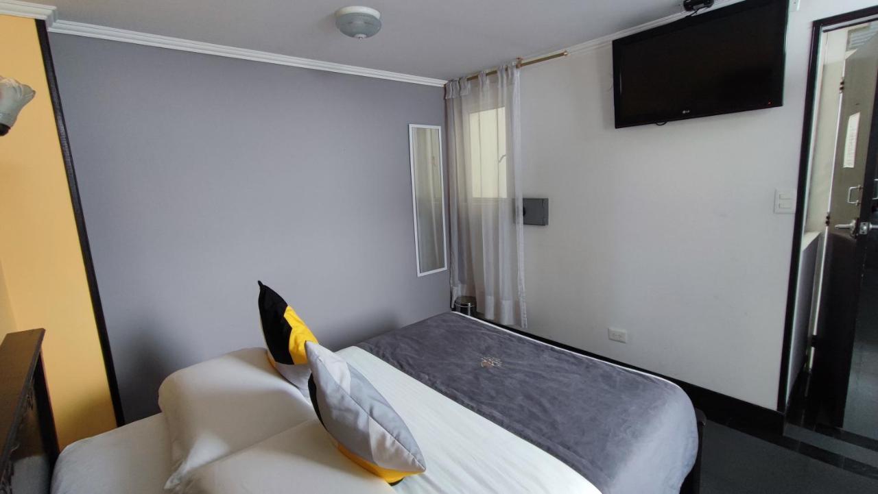 Hotel Rivera Deluxe ボゴタ エクステリア 写真